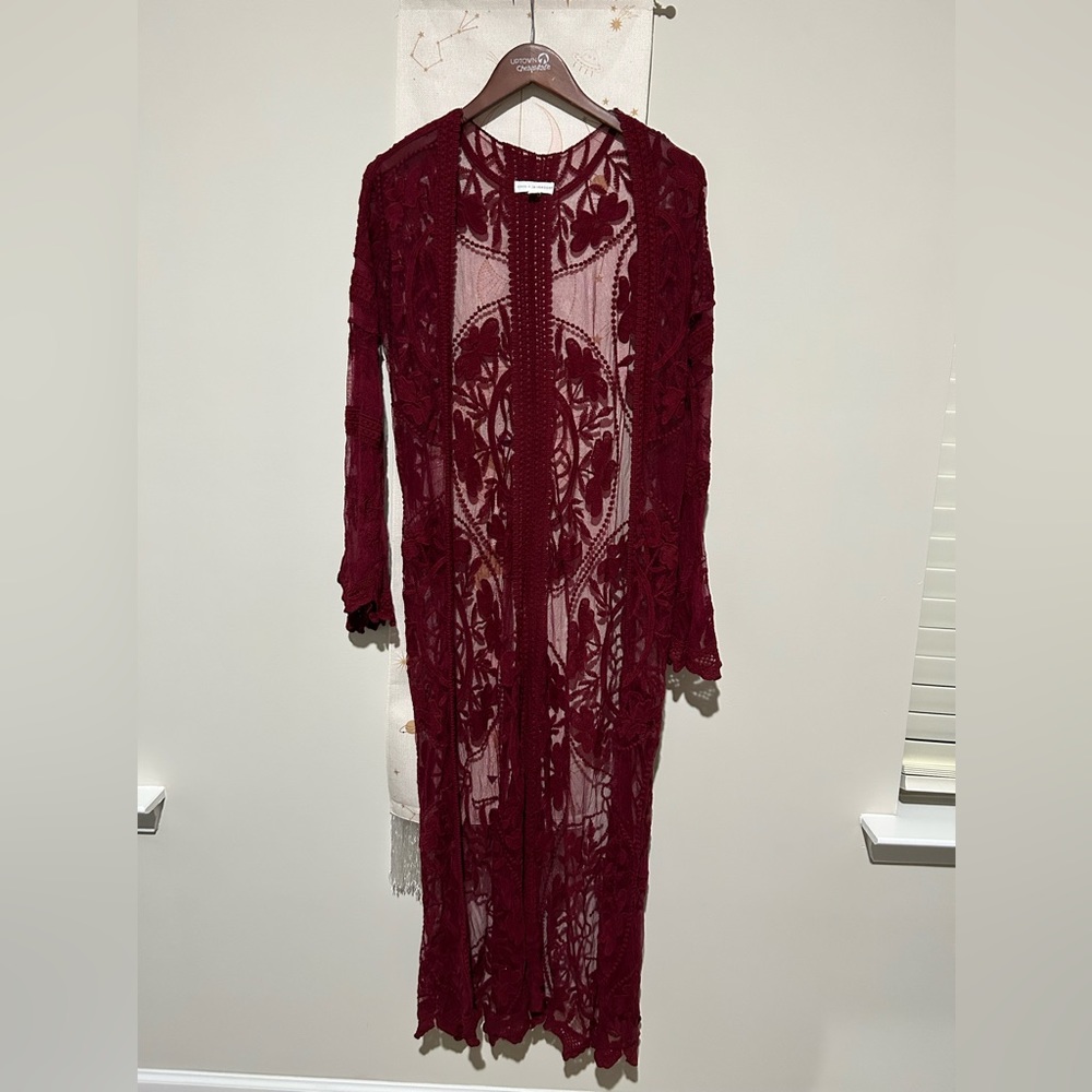 Red lace kimono